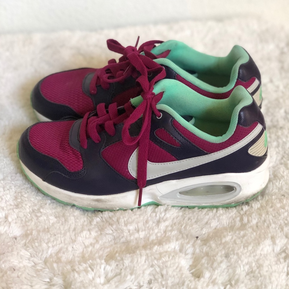 Women’s shoes